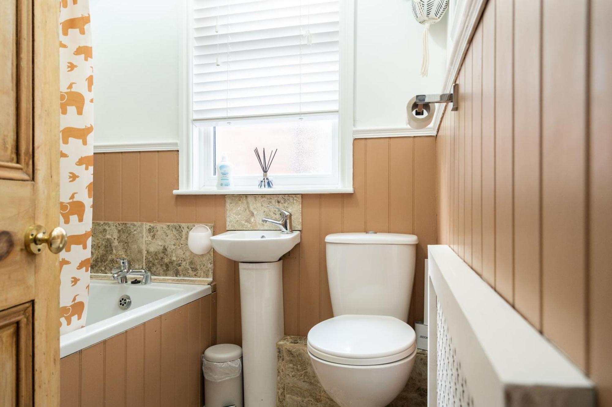 Swiss Haven - Spacious 3 Bedroom House