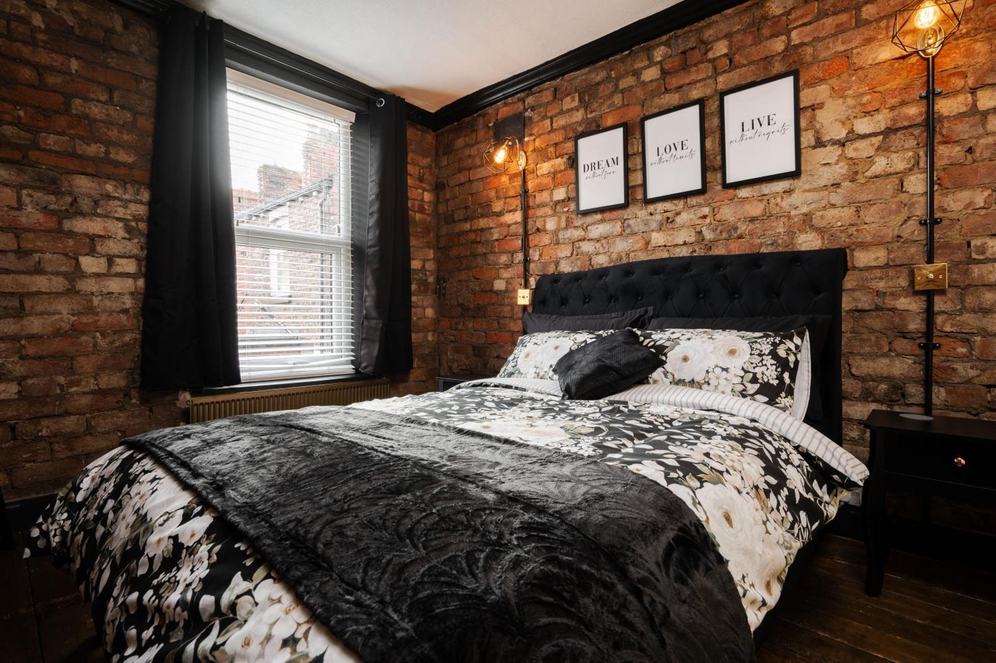 Holiday home Swiss Haven - Spacious 3 Bedroom House Liverpool